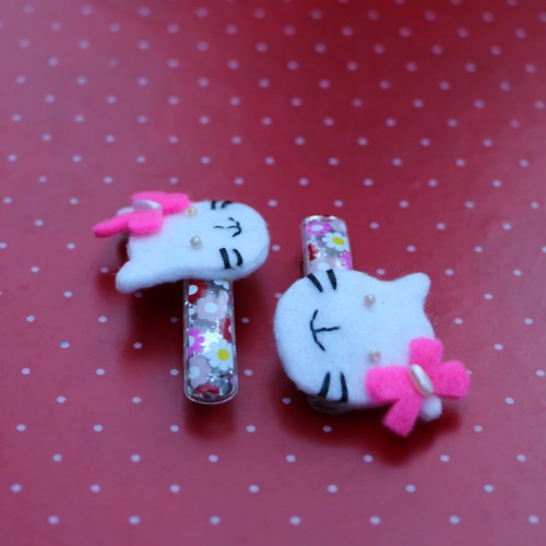 Hello Kitty hair pin